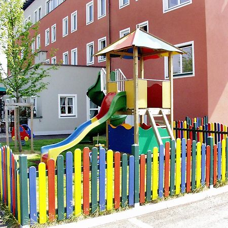 Hotel Servus Europa Suben ภายนอก รูปภาพ